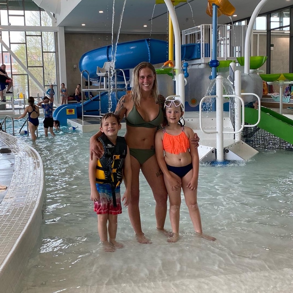 😀Meet Your Seller😀